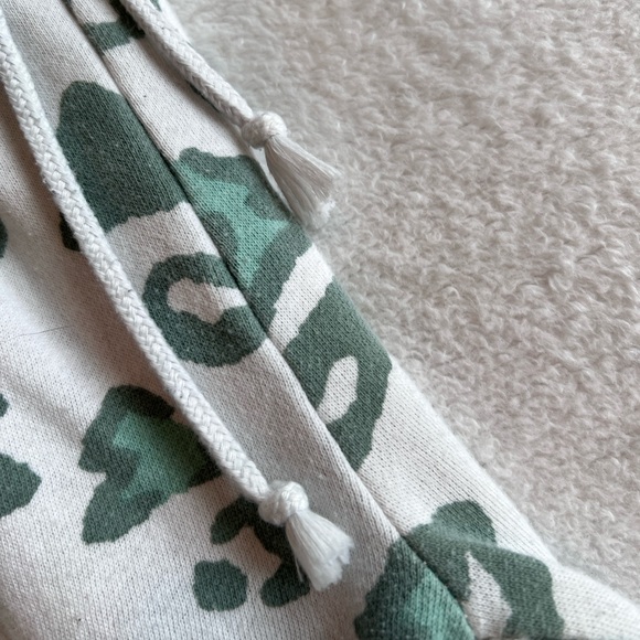 ✿ Mighty Fine - Sweats - M - Picture 2 of 6